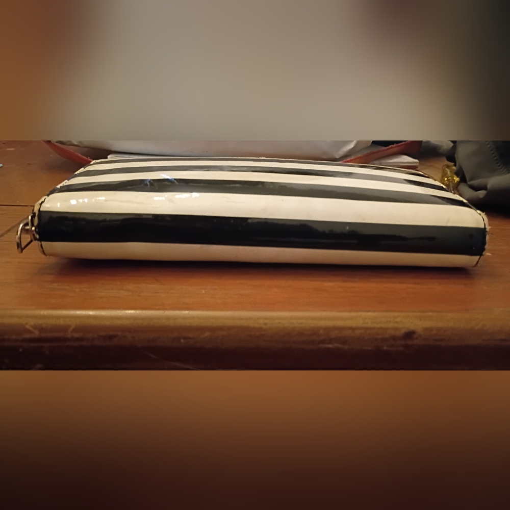 Kate Spade Monochrome Striped Wallet - Picture 4 of 7